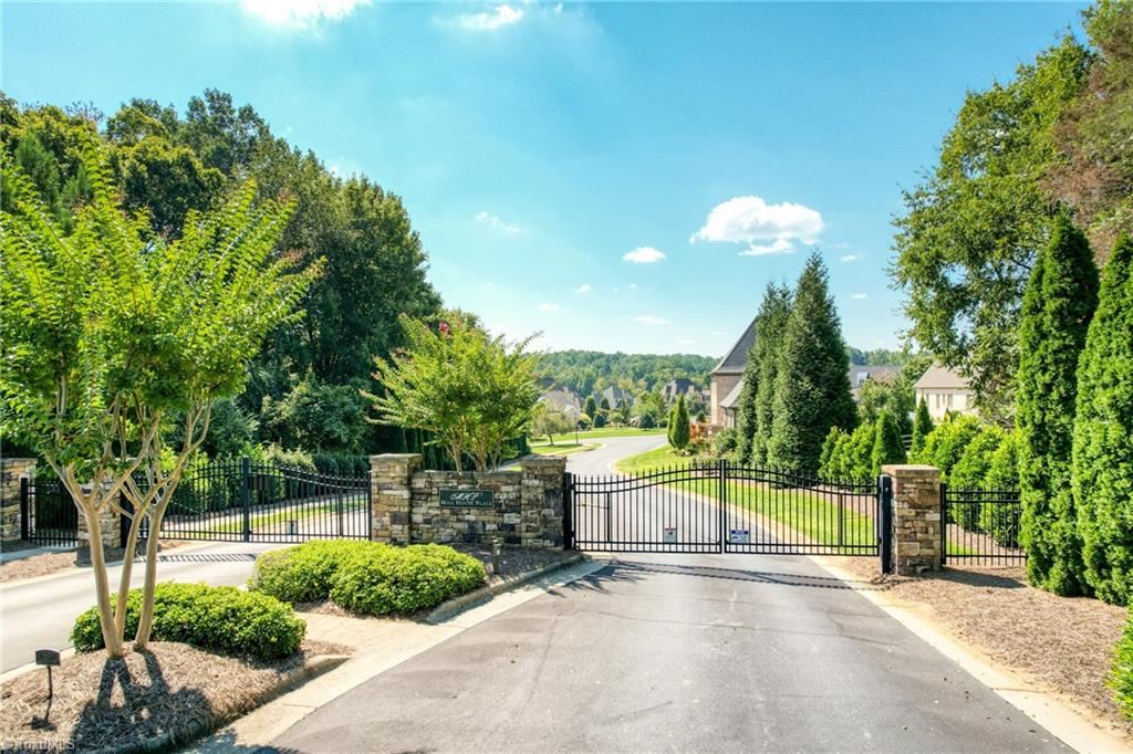 Gated Communities in Deen Dayal Affordable Plots